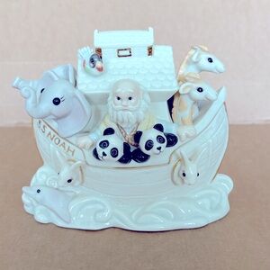 Lenox Noah's Ark Porcelain Coin Piggy Bank Featuring Gold Trim Accents